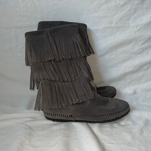 Medium Gray Minnetonka 3-tiered Fringe boots